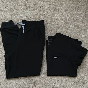 Figs Scrub Set-Black-LIKE NEW